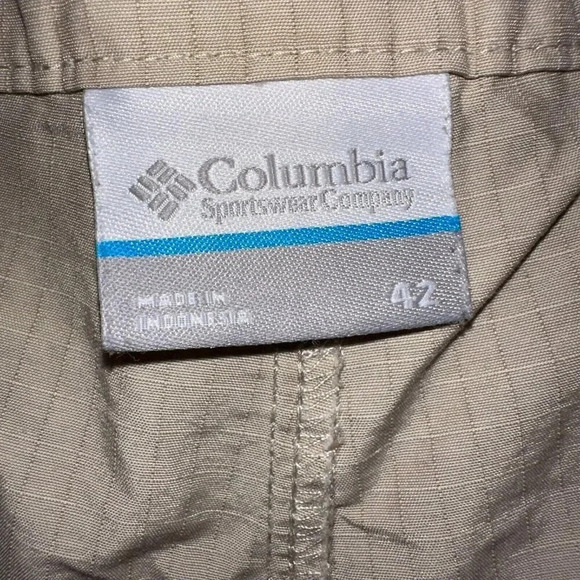 Columbia Men's PFG Omni-Shade Cargo 10" Shorts Sz 42 Outdoor Shorts - Picture 3 of 8
